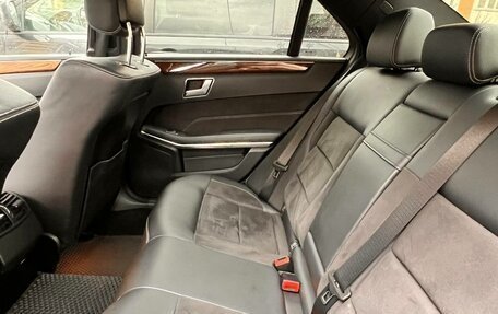 Mercedes-Benz E-Класс, 2015 год, 2 410 000 рублей, 13 фотография