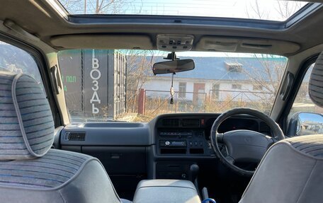 Toyota HiAce H100, 1991 год, 470 000 рублей, 4 фотография