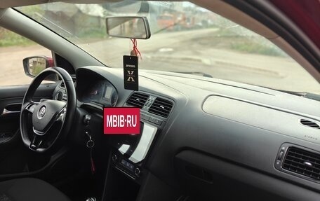 Volkswagen Polo VI (EU Market), 2016 год, 800 000 рублей, 13 фотография