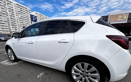 Opel Astra J, 2010 год, 900 000 рублей, 13 фотография