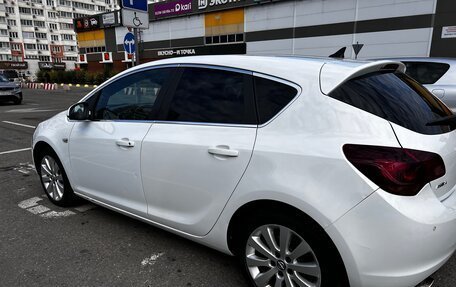 Opel Astra J, 2010 год, 900 000 рублей, 12 фотография