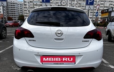 Opel Astra J, 2010 год, 900 000 рублей, 5 фотография