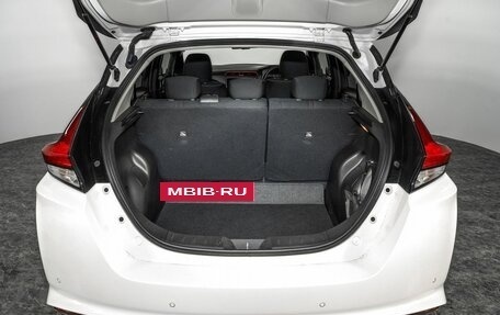 Nissan Leaf II, 2018 год, 1 750 000 рублей, 18 фотография