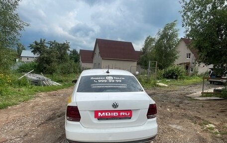 Volkswagen Polo VI (EU Market), 2020 год, 700 000 рублей, 2 фотография