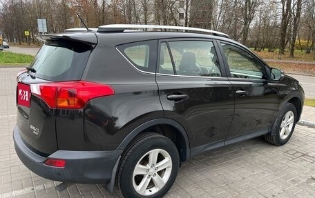 Toyota RAV4, 2014 год, 1 999 999 рублей, 5 фотография