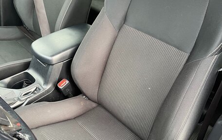 Toyota RAV4, 2014 год, 1 999 999 рублей, 10 фотография