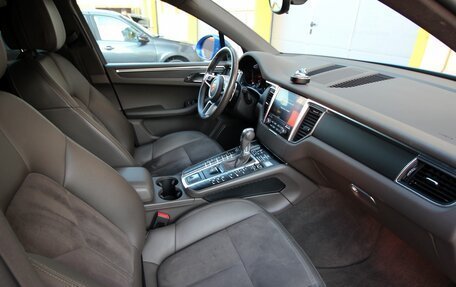 Porsche Macan I рестайлинг, 2018 год, 3 295 000 рублей, 16 фотография