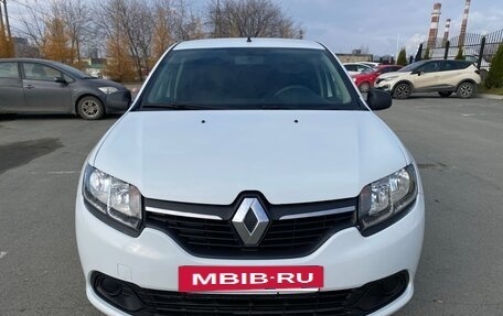 Renault Logan II, 2018 год, 849 000 рублей, 8 фотография
