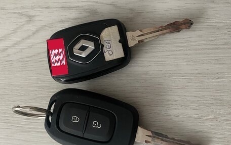 Renault Logan II, 2018 год, 849 000 рублей, 28 фотография