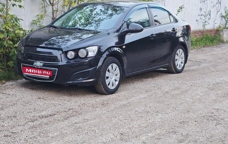 Chevrolet Aveo III, 2012 год, 400 000 рублей, 1 фотография