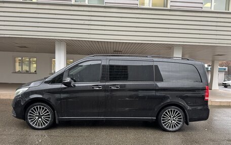 Mercedes-Benz V-Класс, 2018 год, 7 350 000 рублей, 3 фотография