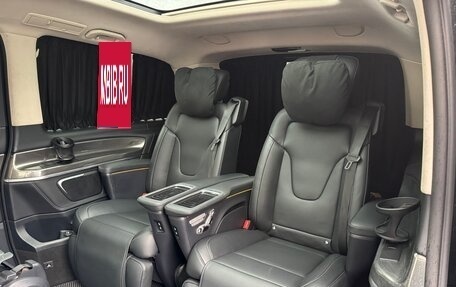 Mercedes-Benz V-Класс, 2018 год, 7 350 000 рублей, 6 фотография