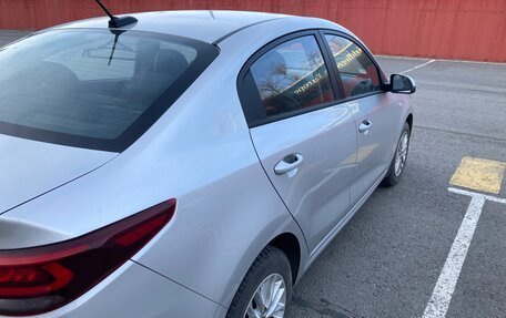 KIA Rio IV, 2019 год, 1 230 000 рублей, 2 фотография