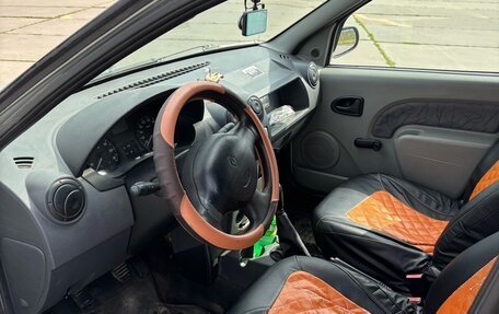 Renault Logan I, 2006 год, 370 000 рублей, 3 фотография