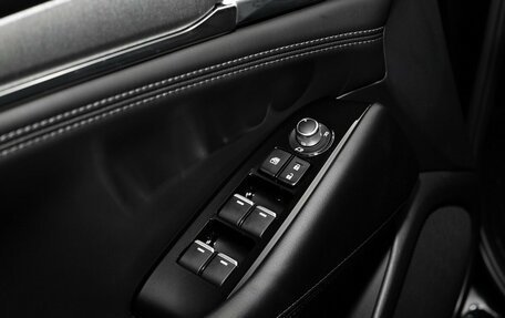 Mazda 6, 2023 год, 4 000 000 рублей, 30 фотография