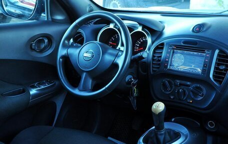 Nissan Juke II, 2011 год, 800 000 рублей, 9 фотография