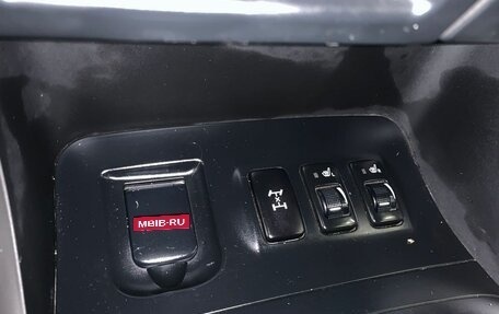 Toyota Land Cruiser Prado 120 рестайлинг, 2003 год, 1 750 000 рублей, 9 фотография