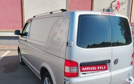 Volkswagen Transporter T5 рестайлинг, 2013 год, 2 200 000 рублей, 5 фотография