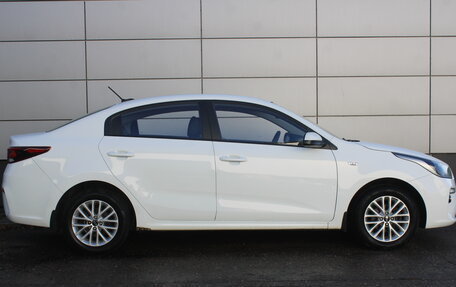 KIA Rio IV, 2020 год, 1 395 000 рублей, 9 фотография