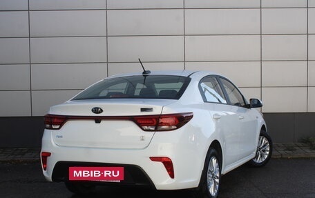 KIA Rio IV, 2020 год, 1 395 000 рублей, 10 фотография