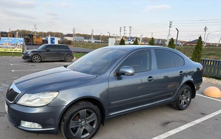 Skoda Octavia, 2010 год, 900 000 рублей, 2 фотография