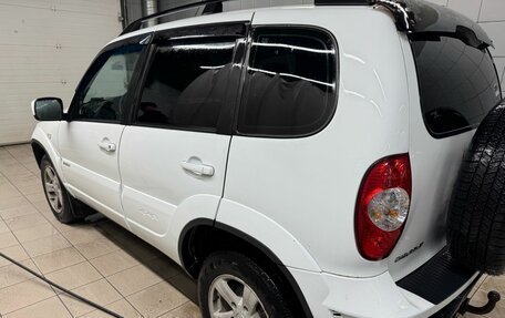 Chevrolet Niva I рестайлинг, 2015 год, 577 000 рублей, 5 фотография