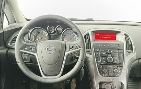 Opel Astra J, 2014 год, 798 000 рублей, 10 фотография