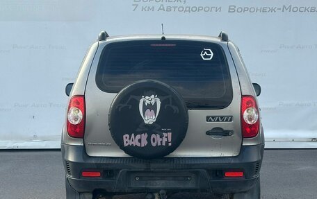 Chevrolet Niva I рестайлинг, 2011 год, 515 000 рублей, 4 фотография