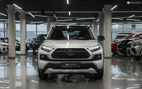 Toyota RAV4, 2025 год, 4 200 000 рублей, 3 фотография