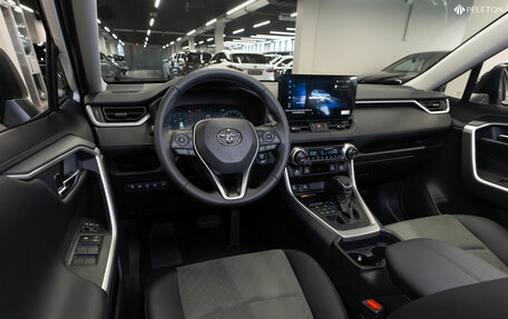 Toyota RAV4, 2025 год, 4 200 000 рублей, 7 фотография