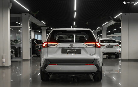 Toyota RAV4, 2025 год, 4 200 000 рублей, 6 фотография