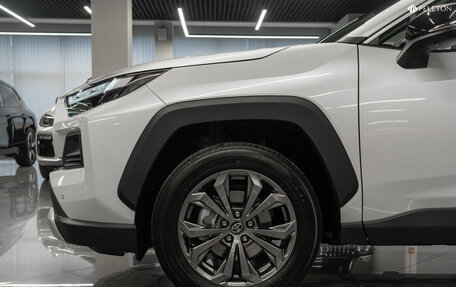 Toyota RAV4, 2025 год, 4 200 000 рублей, 26 фотография