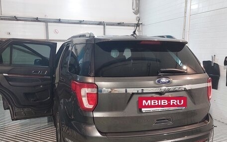 Ford Explorer VI, 2019 год, 2 550 000 рублей, 2 фотография