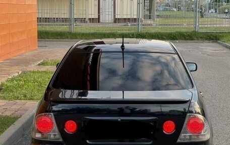 Toyota Altezza, 1999 год, 740 000 рублей, 3 фотография