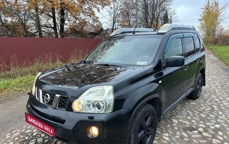 Nissan X-Trail, 2010 год, 870 000 рублей, 2 фотография
