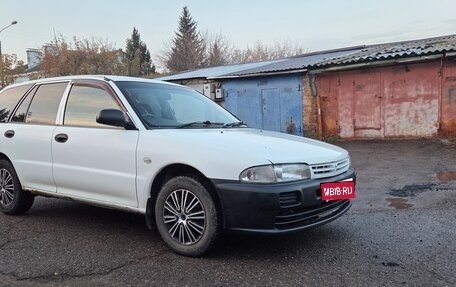 Mitsubishi Libero I рестайлинг, 2001 год, 160 000 рублей, 1 фотография