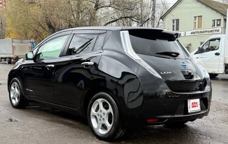 Nissan Leaf I, 2013 год, 1 120 000 рублей, 7 фотография