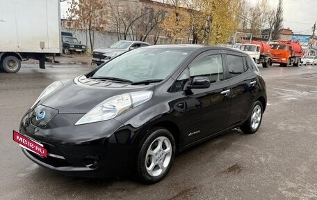 Nissan Leaf I, 2013 год, 1 120 000 рублей, 4 фотография