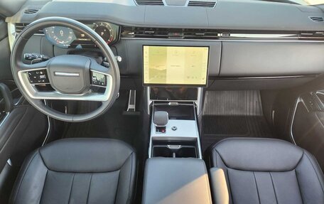 Land Rover Range Rover IV рестайлинг, 2025 год, 18 100 000 рублей, 10 фотография