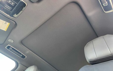 Land Rover Range Rover IV рестайлинг, 2025 год, 18 100 000 рублей, 20 фотография