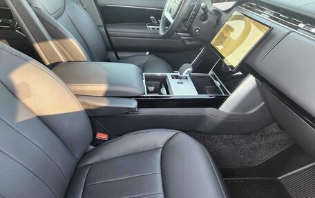 Land Rover Range Rover IV рестайлинг, 2025 год, 18 100 000 рублей, 28 фотография