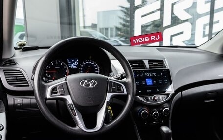 Hyundai Solaris II рестайлинг, 2011 год, 865 000 рублей, 8 фотография