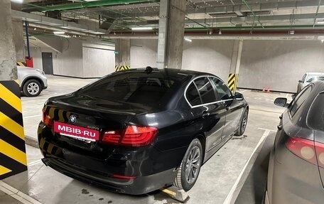 BMW 5 серия, 2012 год, 1 900 000 рублей, 3 фотография