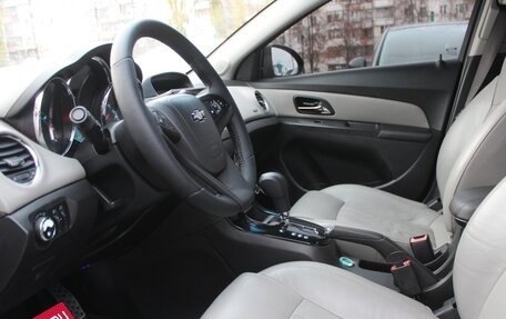 Chevrolet Cruze II, 2012 год, 649 999 рублей, 8 фотография