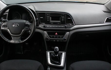 Hyundai Elantra VI рестайлинг, 2018 год, 1 395 000 рублей, 8 фотография