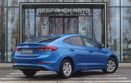Hyundai Elantra VI рестайлинг, 2018 год, 1 395 000 рублей, 4 фотография
