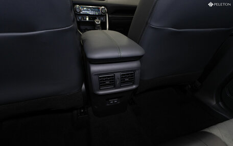 Toyota RAV4, 2025 год, 4 300 000 рублей, 14 фотография
