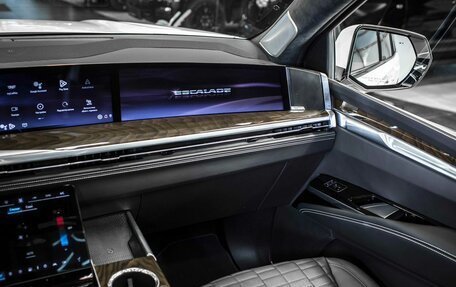 Cadillac Escalade V, 2025 год, 24 000 000 рублей, 29 фотография