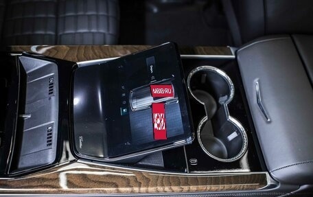 Cadillac Escalade V, 2025 год, 24 000 000 рублей, 18 фотография