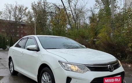 Toyota Camry, 2015 год, 2 150 000 рублей, 3 фотография